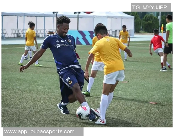 北京国安天赋日活动在天坛体育中心成功举办U12梯队选拔赛吸引众多小球员参与