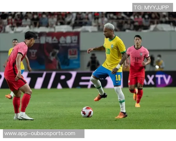 卡塞米罗：巴西应借鉴阿根廷战术围绕内马尔展开比赛策略